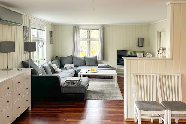Foto van 7 persoons vakantie huis in Høvåg - Vakantiehuis in Høvåg - Indoor