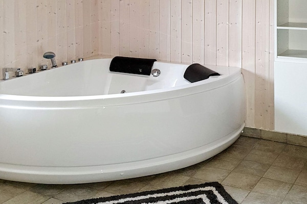 Foto van Vakantiehuis in Sydals met bubbelbad - Vakantiehuis in Sydals - Spa