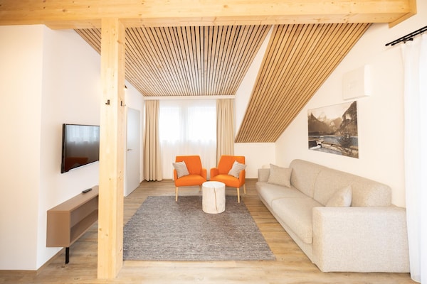 Foto van 3-slaapkamer Alpenappartement voor 8 gasten - Vakantiehuis in Hinterstoder - LivingRoom