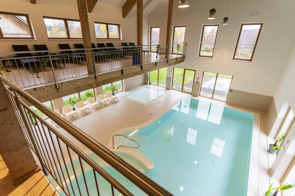 Foto van Luxe Chalet in Obertraun met Zwembad - Vakantiehuis in Obertraun - PoolOfHouse