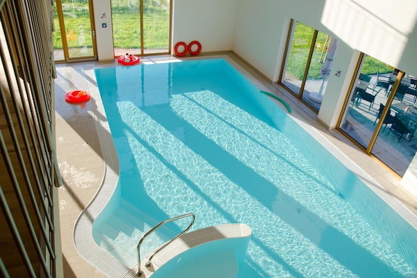 Foto van Luxe Chalet in Obertraun met Zwembad - Vakantiehuis in Obertraun - PoolOfHouse