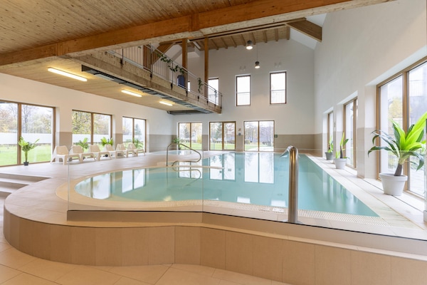 Foto van Luxe Chalet in Obertraun met Zwembad - Vakantiehuis in Obertraun - PoolOfHouse