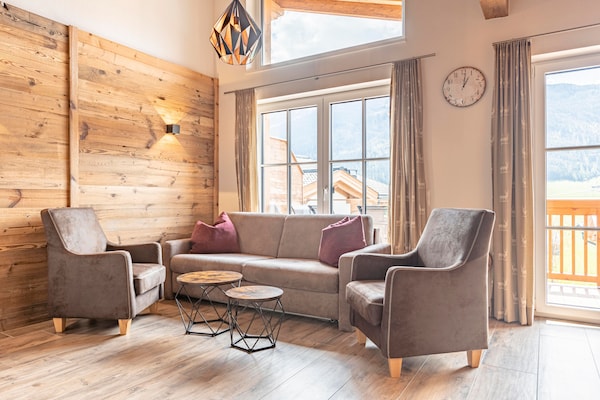 Foto van Luxe chalet met sauna bij het zwemmeer - Vakantiehuis in Uttendorf - LivingRoom