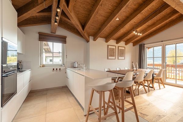 Foto van Luxe chalet met sauna bij het zwemmeer - Vakantiehuis in Uttendorf - LivingRoom