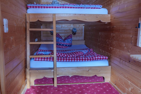 Foto van Chalet bij Passthurn Ski Kitzbühel - Vakantiehuis in Mittersill - BedRoom