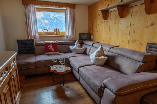 Foto van Chalet bij Passthurn Ski Kitzbühel - Vakantiehuis in Mittersill - LivingRoom