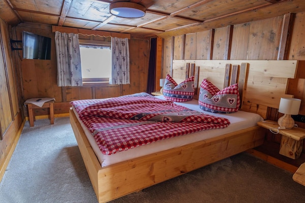 Foto van Chalet bij Passthurn Ski Kitzbühel - Vakantiehuis in Mittersill - BedRoom