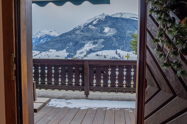 Foto van Chalet bij Passthurn Ski Kitzbühel - Vakantiehuis in Mittersill - TerraceBalcony