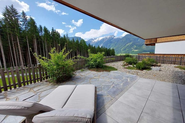 Foto van Chalet in de Oostenrijkse Alpen met toegang tot de skipistes - TerraceBalcony