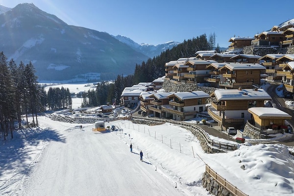 Foto van Chalet in de Oostenrijkse Alpen met toegang tot de skipistes - ExteriorWinter