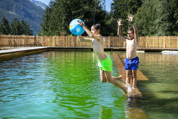 Foto van Alpenchalet met sauna en balkon - Vakantiehuis in Neukirchen - PoolOfHouse