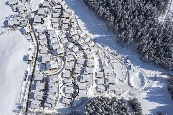 Foto van Alpine Chalet met Ski-In toegang - Vakantiehuis in Neukirchen - AreaWinter1KM