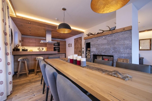 Foto van Chalet Retreat nabij de Kitzbüheler Alpen - Vakantiehuis in Neukirchen - DiningRoom