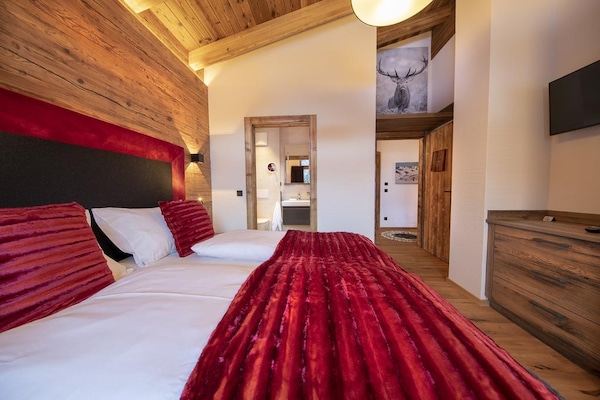 Foto van Chalet Retreat nabij de Kitzbüheler Alpen - Vakantiehuis in Neukirchen - BedRoom
