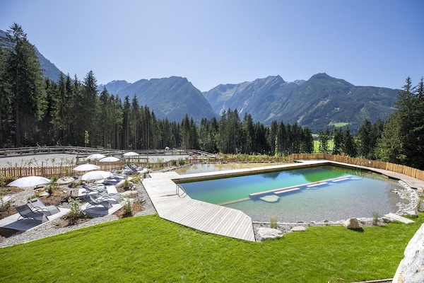 Foto van Chaletverblijf nabij de Krimmler watervallen - Vakantiehuis in Neukirchen - PoolOfHouse