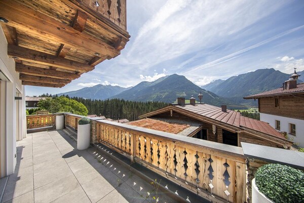 Foto van Chalet met sauna en natuurzwembad - Vakantiehuis in Neukirchen - ViewSummer