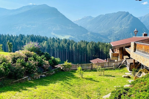 Foto van Chalet met sauna en natuurzwembad - Vakantiehuis in Neukirchen - GardenSummer