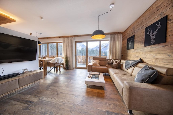 Foto van Gezellige berghut met sauna - Vakantiehuis in Neukirchen - LivingRoom