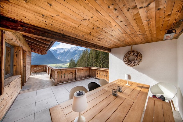 Foto van Skivriendelijk chalet in Neukirchen - Vakantiehuis in Neukirchen - TerraceBalcony