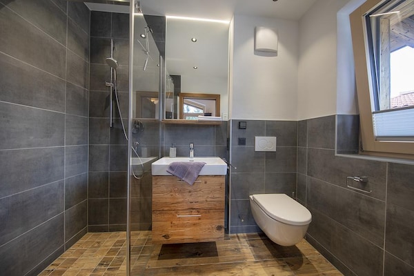 Foto van Chalet in Neukirchen bij Skilift - Vakantiehuis in Neukirchen - BathRoom