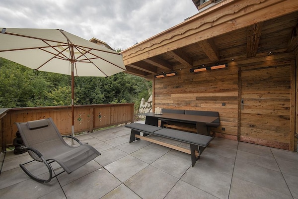 Foto van Chalet in Neukirchen bij Skilift - Vakantiehuis in Neukirchen - TerraceBalcony