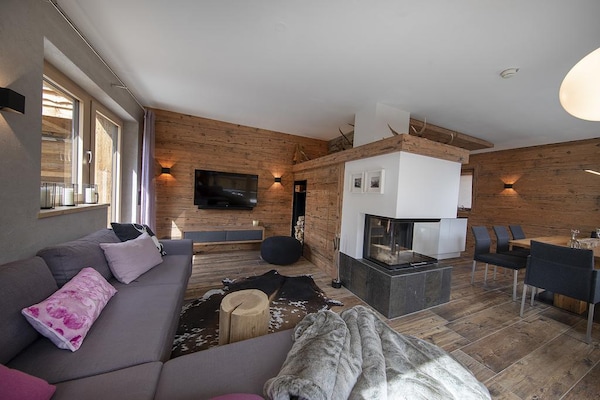 Foto van Chalet in Neukirchen bij Skilift - Vakantiehuis in Neukirchen - LivingRoom