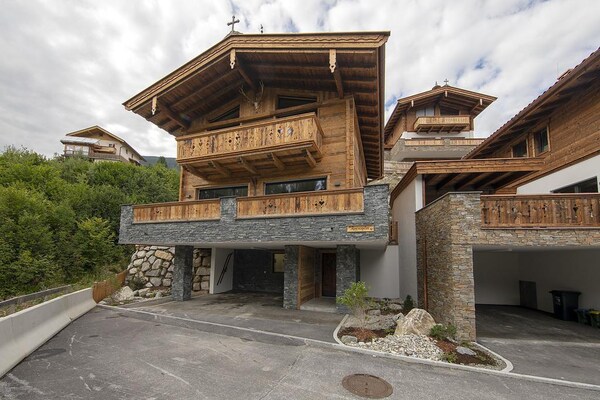 Foto van Chalet in Neukirchen bij Skilift - Vakantiehuis in Neukirchen - ExteriorSummer