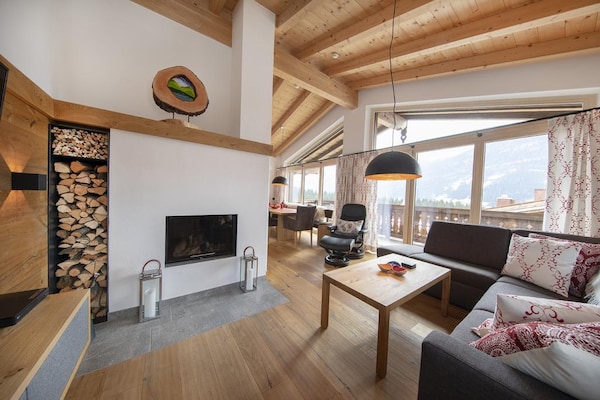 Foto van Wellnesschalet nabij Wildkogel - Vakantiehuis in Neukirchen - LivingRoom