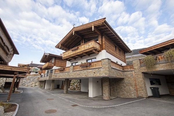 Foto van Wellnesschalet nabij Wildkogel - Vakantiehuis in Neukirchen - ExteriorSummer