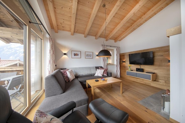 Foto van Wellnesschalet nabij Wildkogel - Vakantiehuis in Neukirchen - LivingRoom