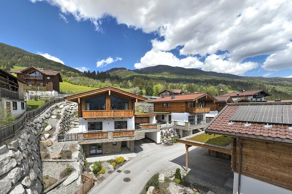 Foto van Chalet met sauna vlakbij de skibus - Vakantiehuis in Neukirchen - AreaSummer1KM