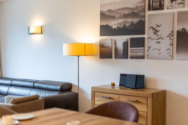 Foto van Modern Neukirchen appartement voor 8 personen - Vakantiehuis in Neukirchen am Großvenediger - LivingRoom