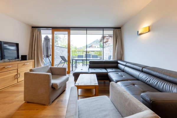 Foto van Modern Neukirchen appartement voor 8 personen - Vakantiehuis in Neukirchen am Großvenediger - LivingRoom