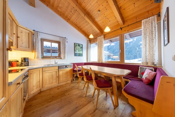 Foto van Landelijk chalet in een vakantiedorp - Vakantiehuis in Wald-Königsleiten - Kitchen
