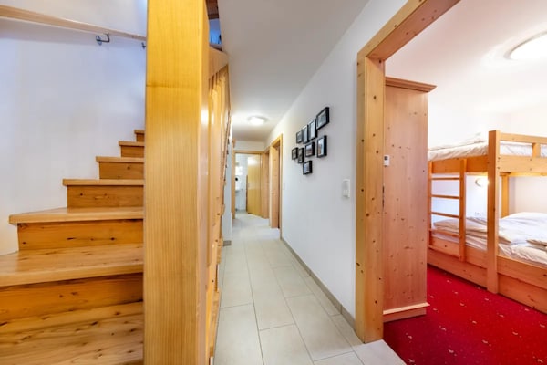 Foto van Landelijk chalet in een vakantiedorp - Vakantiehuis in Wald-Königsleiten - Landing