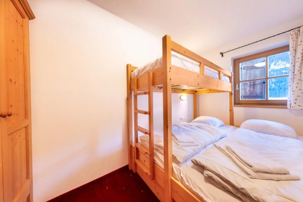 Foto van Landelijk chalet in een vakantiedorp - Vakantiehuis in Wald-Königsleiten - BedRoom