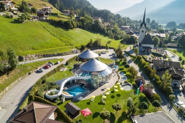 Foto van Landelijk chalet in een vakantiedorp - Vakantiehuis in Wald-Königsleiten - AreaSummer1KM