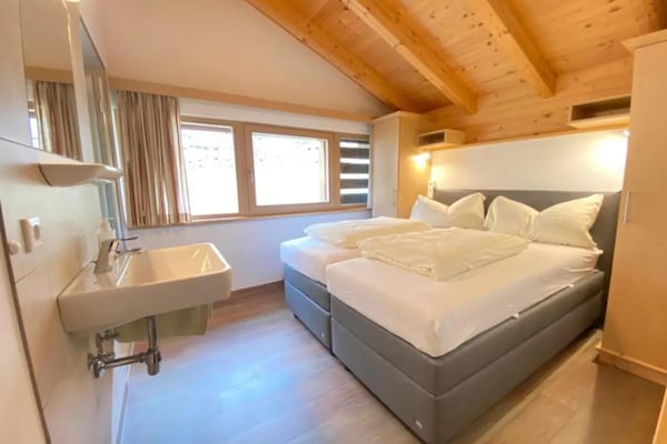 Foto van Schilderachtig Alpenchalet in Wald im Pinzgau - Vakantiehuis in Wald-Königsleiten - BedRoom