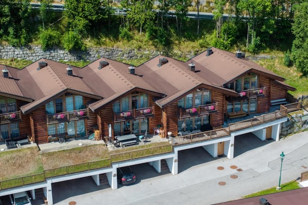 Foto van Schilderachtig Alpenchalet in Wald im Pinzgau - Vakantiehuis in Wald-Königsleiten - ExteriorSummer