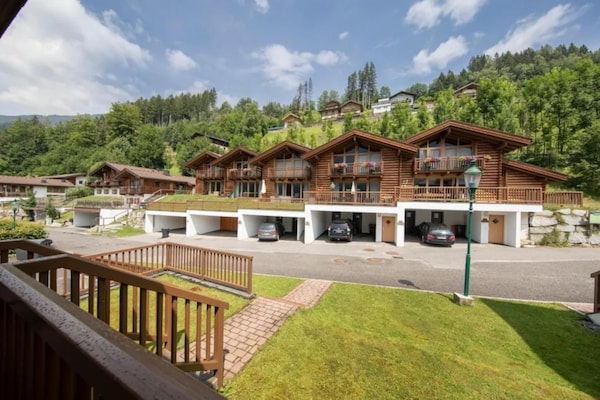 Foto van Schilderachtig Alpenchalet in Wald im Pinzgau - Vakantiehuis in Wald-Königsleiten - ExteriorSummer