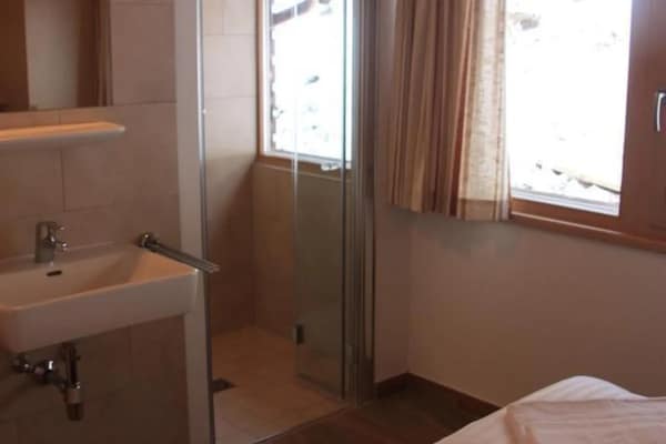 Foto van Alpenchalet met balkon en sauna - Vakantiehuis in Wald-Königsleiten - BathRoom