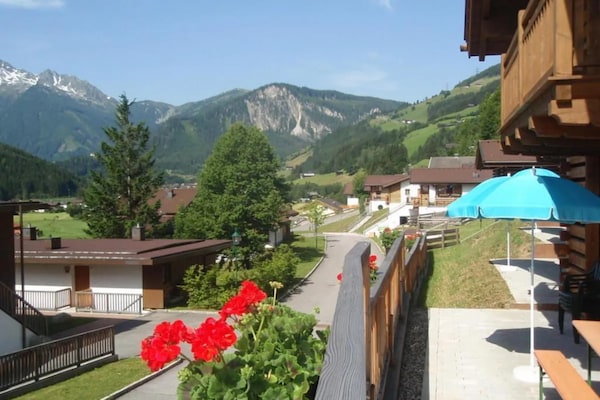 Foto van Alpenchalet met balkon en sauna - Vakantiehuis in Wald-Königsleiten - ViewSummer