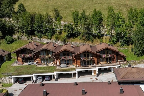 Foto van Alpenchalet met balkon en sauna - Vakantiehuis in Wald-Königsleiten - ExteriorSummer