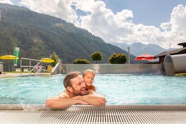 Foto van Alpenchalet met balkon en sauna - Vakantiehuis in Wald-Königsleiten - PoolOfHouse