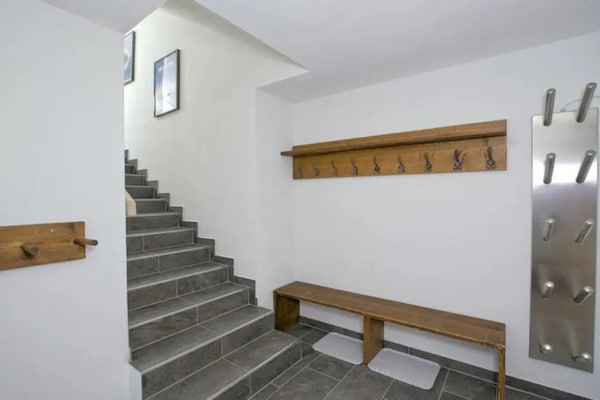 Foto van Vakantiehuis Schoneben in de Alpen - Vakantiehuis in Wald-Königsleiten - Stairs