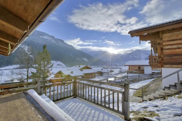 Foto van Vakantiehuis Schoneben in de Alpen - Vakantiehuis in Wald-Königsleiten - ViewWinter