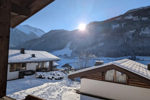 Foto van Vrijstaande alpenchalet met sauna - Vakantiehuis in Wald-Königsleiten - ViewWinter