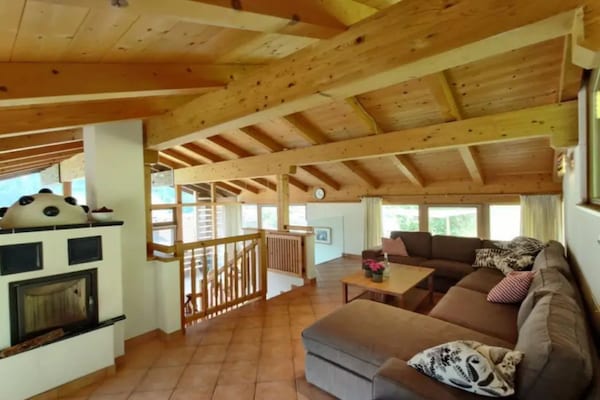 Foto van Vrijstaande alpenchalet met sauna - Vakantiehuis in Wald-Königsleiten - LivingRoom