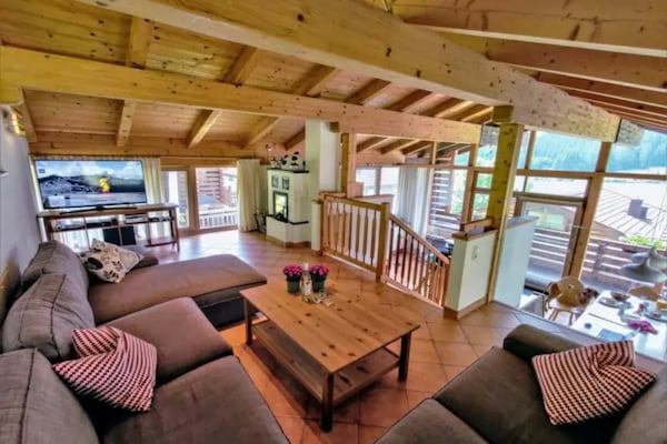 Foto van Vrijstaande alpenchalet met sauna - Vakantiehuis in Wald-Königsleiten - LivingRoom