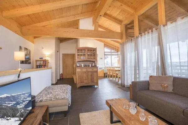 Foto van Oostenrijkse bergchalet-retraite - Vakantiehuis in Wald-Königsleiten - LivingRoom